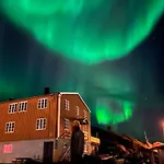 Stamsund Hostel *