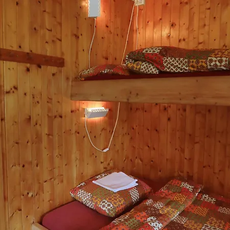 ホステル Stamsund Hostel