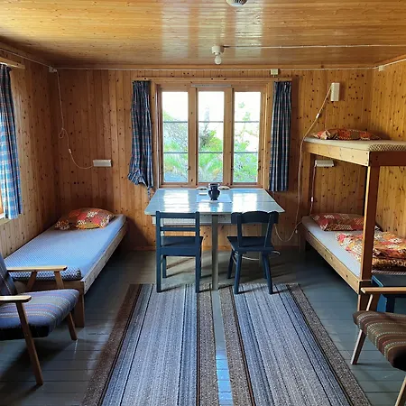 Stamsund Hostel *
