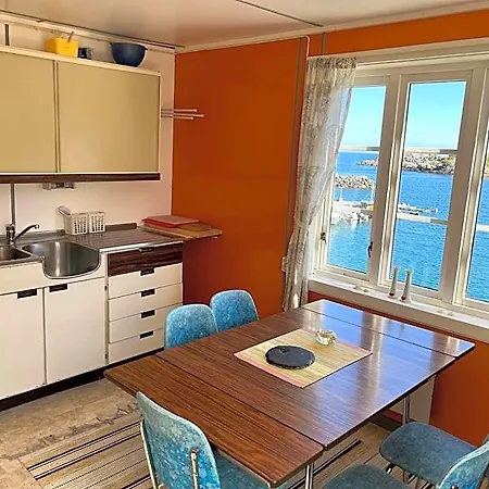 Stamsund Hostel * סטמסונד