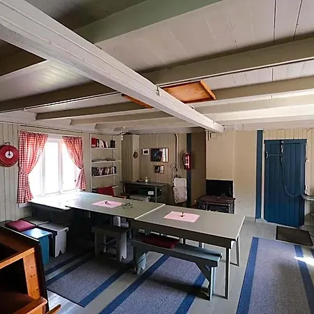 Stamsund Hostel אכסניה סטמסונד