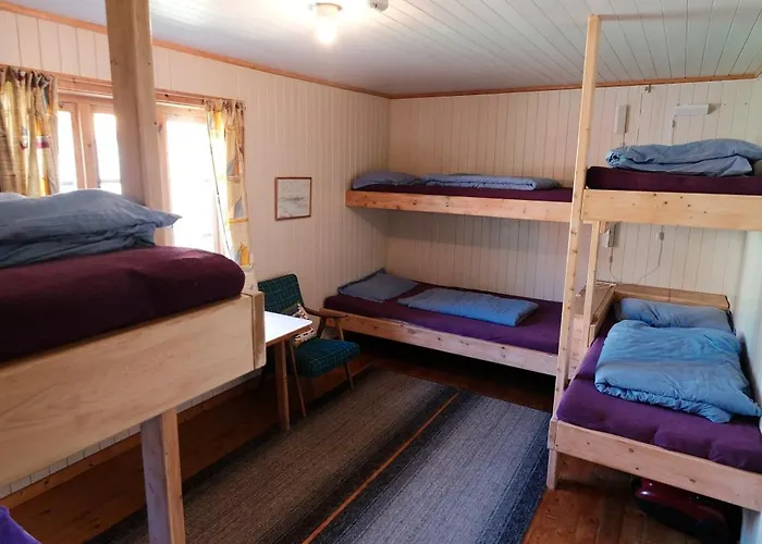 Stamsund Hostel *