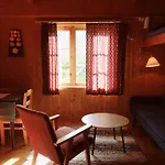 Stamsund Hostel *