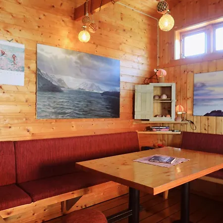 Хостел Stamsund Hostel