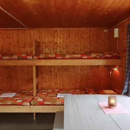 Stamsund Hostel スタムスンド
